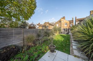 Rear aspect- click for photo gallery